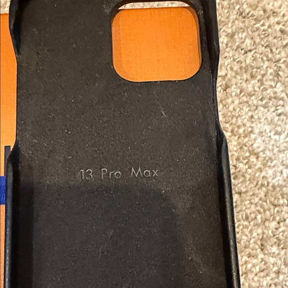 Louis Vuitton Monogram Black and Brown Phone Case - Picture 6 of 8